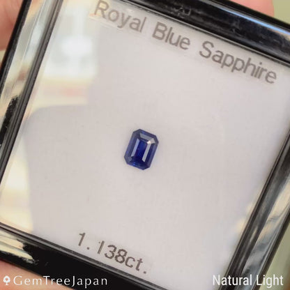 Royal Blue Sapphire 1.138ct / Myanmar (Burma)