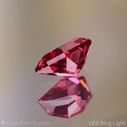 Pinkish Red Spinel 0.254ct / Burma