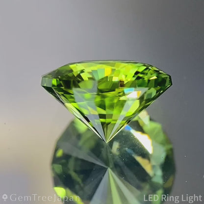 Peridot 1.34ct / Vietnam