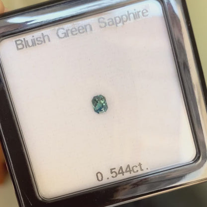 Green-Silky Blue Sapphire 0.544ct / Nigeria