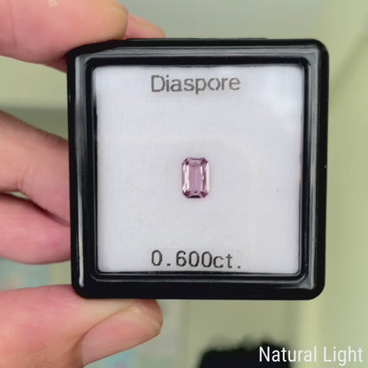 Diaspore 0.600ct / Turkey