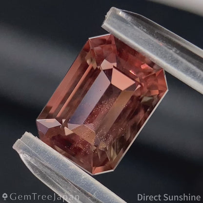 【Trial Price】Oregon Sunstone 1.900ct / U.S.A.