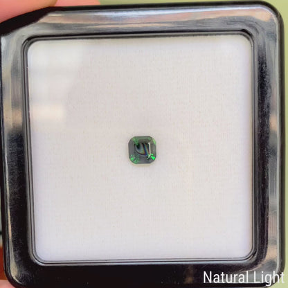 Tsavorite (Grossular Garnet) 1.141ct / Tanzania