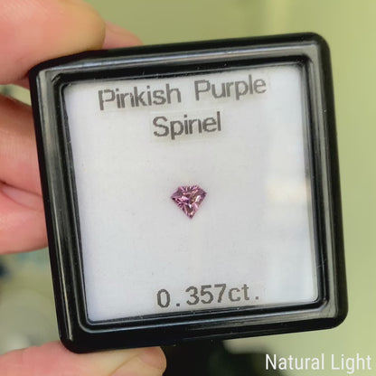 Pinkish Purple Spinel 0.357ct / Sri Lanka
