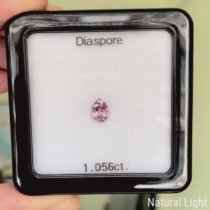 Diaspore 1.056ct / Turkey