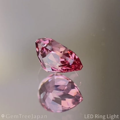 Orangy Pink Spinel 0.347ct / Vietnam