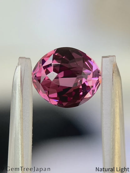 “Blossom Eye" Malaya Garnet 1.613ct / Tanzania 【One Price】