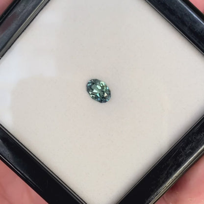 Bluish Green Sapphire 0.762ct / Nigeria