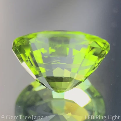 Peridot 2.132ct / Vietnam