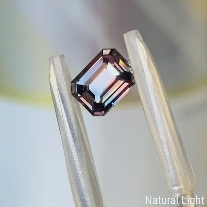 Un-Heat Color Change Sapphire 1.12ct / Tanzania