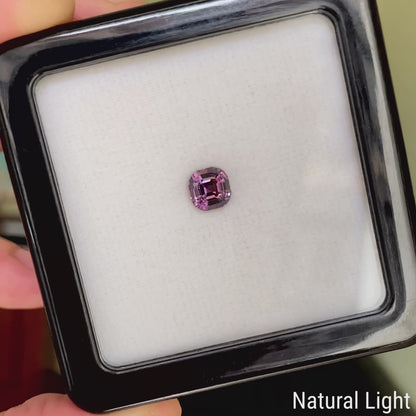 Un-Heat Color Change Sapphire 1.47ct / Tanzania