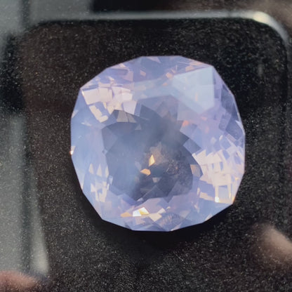 Milky Amethyst 39.348ct / Brazil