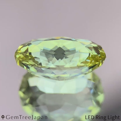 Greenish Light Yellow Sapphire 1.448ct / Thailand (Kanchanaburi)