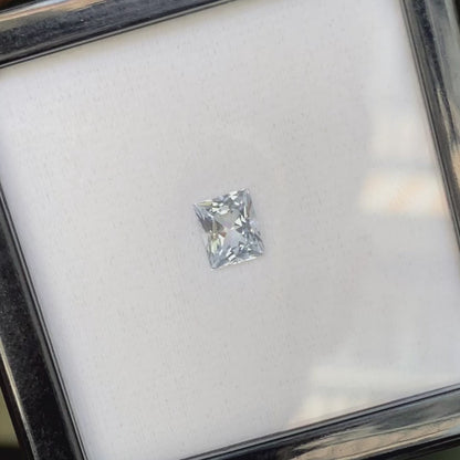 Beryl (Blue Beryl) 1.26ct / Brazil