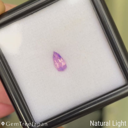 Un-Heat Parti-Color Sapphire 0.530ct / Vietnam