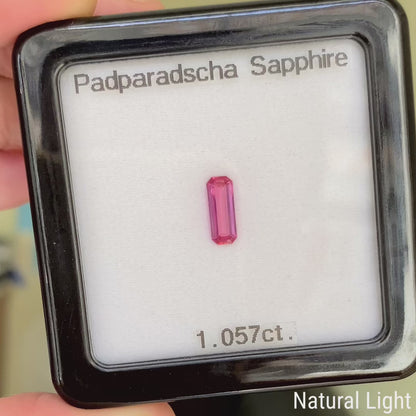 Padparadscha Sapphire 1.057ct / Madagascar