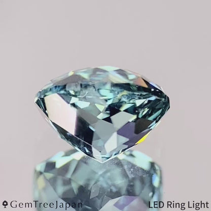"Mint Blue" Un-Heat Sapphire 1.420ct / Thailand (Kanchanaburi)