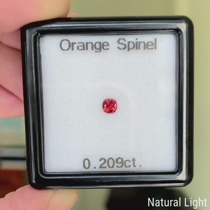 Orange Spinel 0.209ct / Vietnam