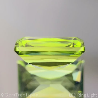 Peridot 1.04ct / U.S.A.