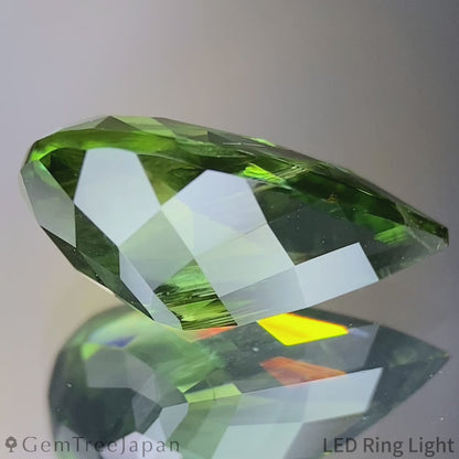Green Zircon 4.385ct / Madagascar
