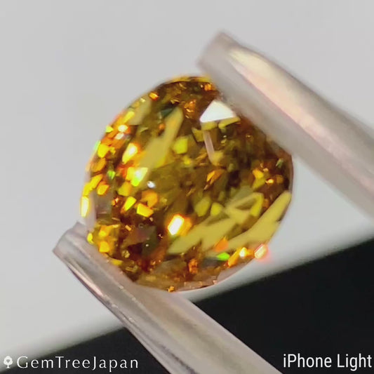 "Gira Cut 128" Yellow Gold Zircon 8.949ct / Madagascar