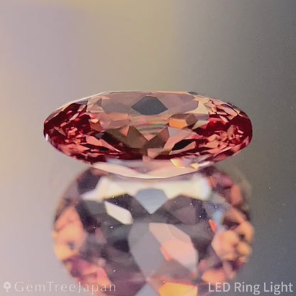 Un-Heat Padparadscha Sapphire 0.540ct / Madagascar
