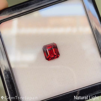 "4-6 Steps" Spessartine Garnet 2.97ct / Tanzania