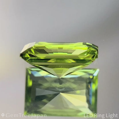 Peridot 0.87ct / U.S.A.