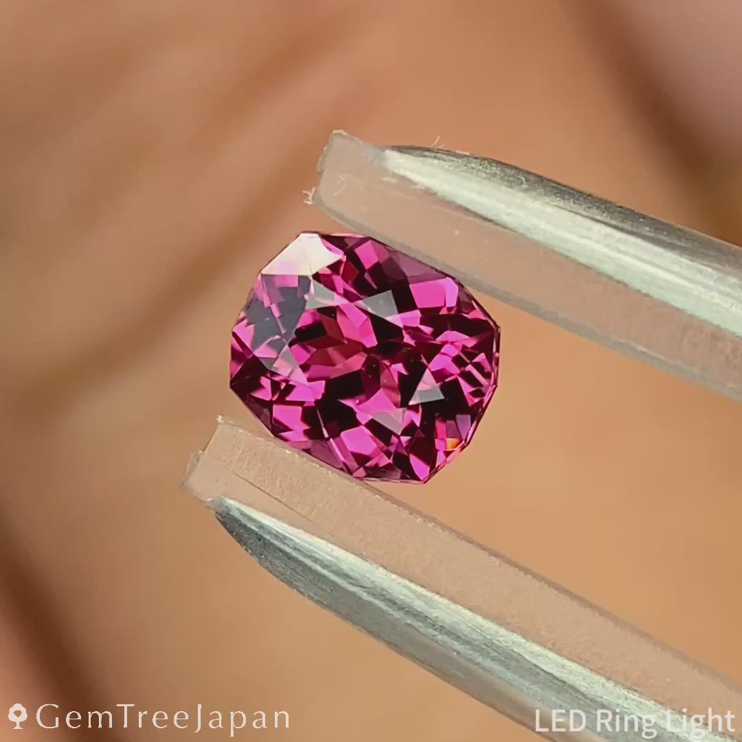 Trial Price】Orangy Pink Spinel 0.345ct / Myanmar (Burma) – IRMO.JP