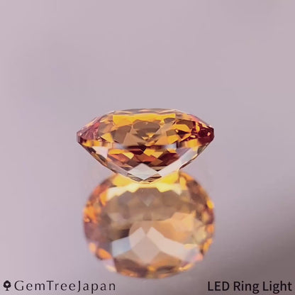 Light Orange Sapphire 0.568ct / Thailand (Kanchanaburi)