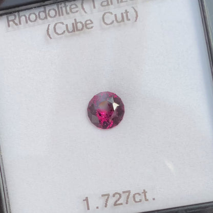 Rhodolite Garnet 1.727ct / Tanzania