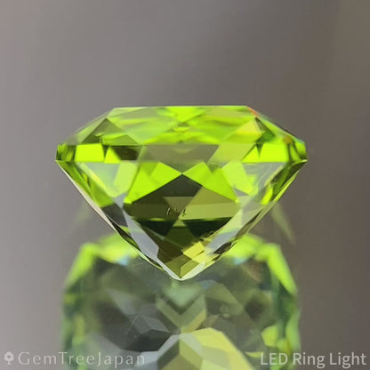 Peridot 1.45ct / Vietnam