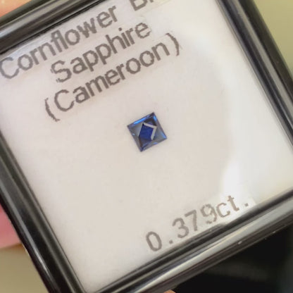 Cornflower Blue Sapphire 0.379ct / Cameroon