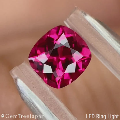 Orangy Red Spinel 0.390ct / Burma