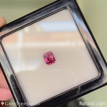 "4-6 Steps" Malaya Garnet (Pyralspite) 2.133ct / Tanzania