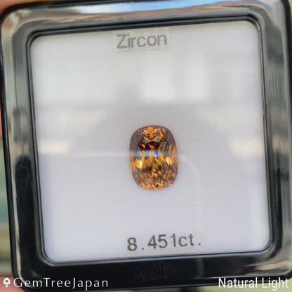 Zircon 8.451ct / Madagascar