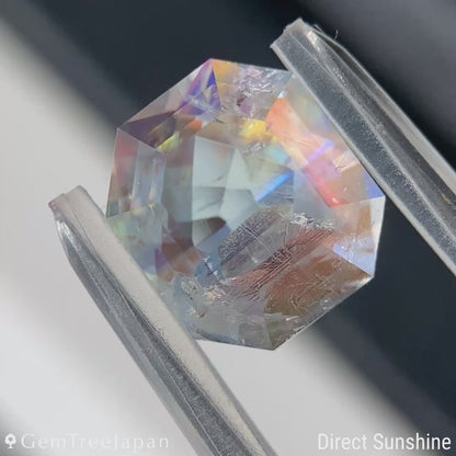 Rainbow Moon Stone 4.850ct / Madagascar