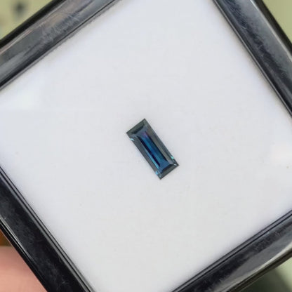 Greenish Blue Sapphire 1.075ct / Cameroon
