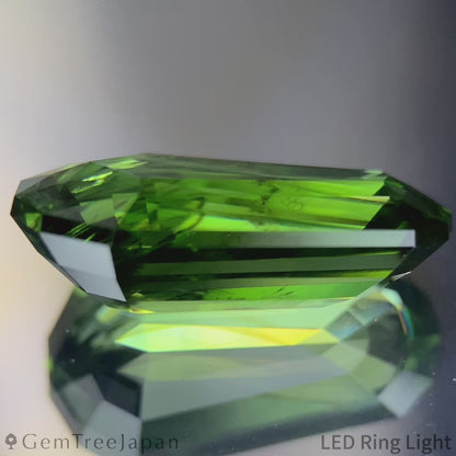 Green Zircon 11.489ct / Madagascar