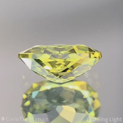 Greenish Yellow Sapphire 0.552ct / Vietnam