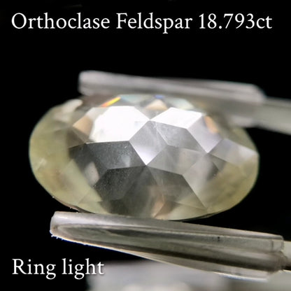 Orthoclase Feldspar 18.793ct / Sri Lanka