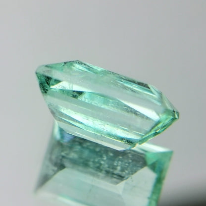 Green Beryl 0.72ct / Nigeria