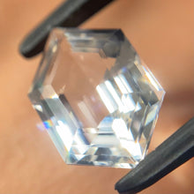 Load image into Gallery viewer, Rock Crystal Qurtz 4.35ct
